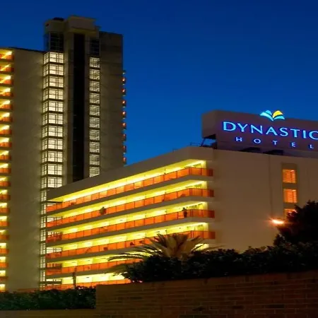 & Dynastic Otel Benidorm