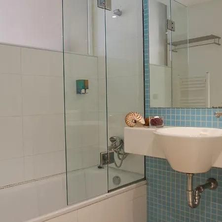 & Dynastic ホテル