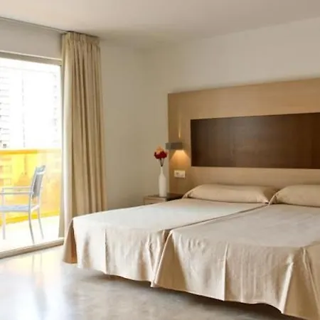 Hotel & Dynastic 4*