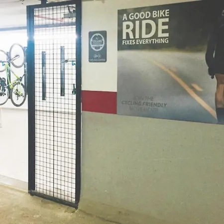 & Dynastic Szálloda 4*