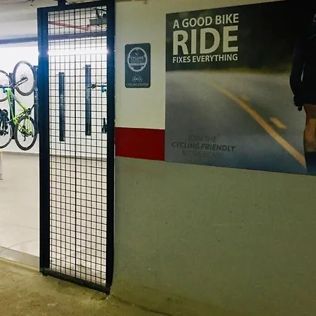 & Dynastic Szálloda Benidorm