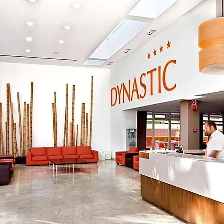& Dynastic 4*