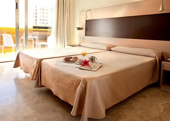 & Dynastic Hotel Benidorm