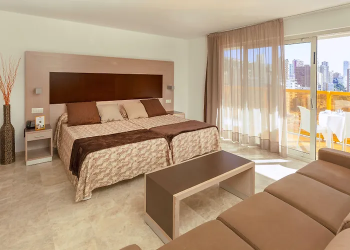 Hotel & Dynastic Benidorm