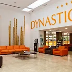 & Dynastic Бенидорм